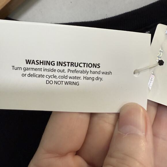 Harley Davidson Women’s‎ T-shirt XL Black Gold Crew Neck Fitted NWT - Picture 8 of 8